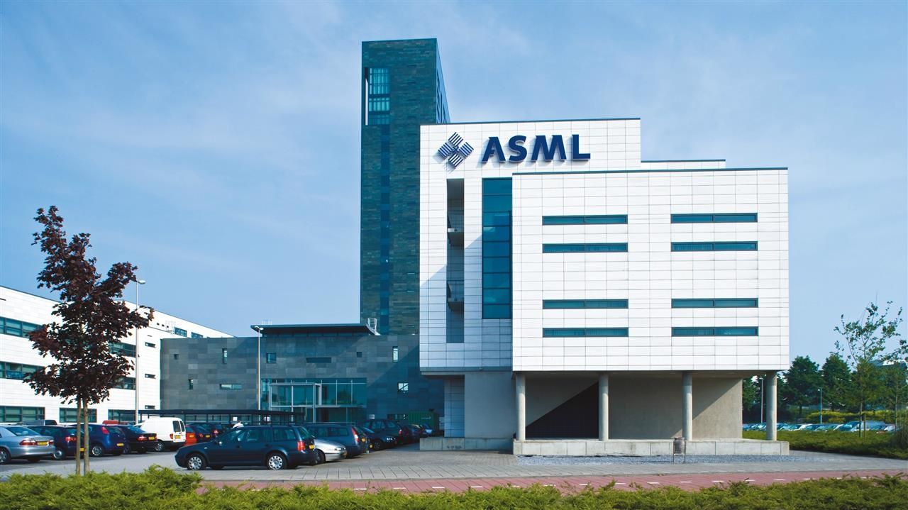 ASML.jpg