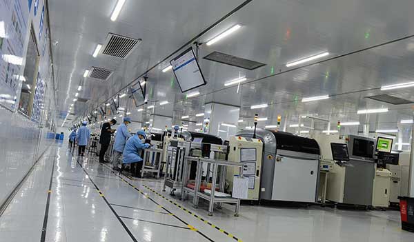 SMT贴片工厂.jpg